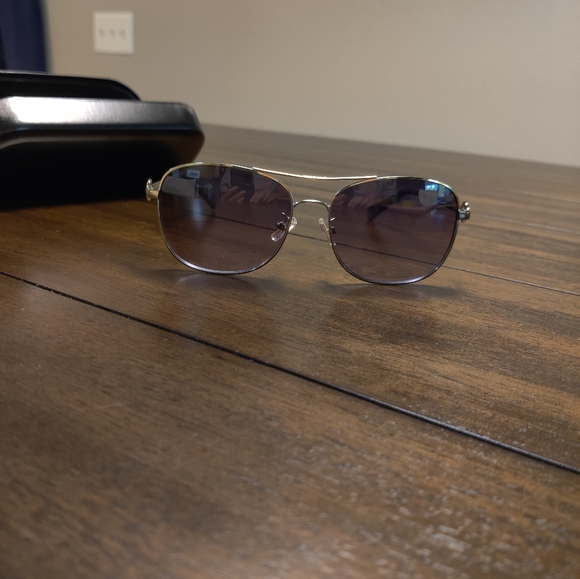 NEW Coach Sunglasses - Picture 7 of 11